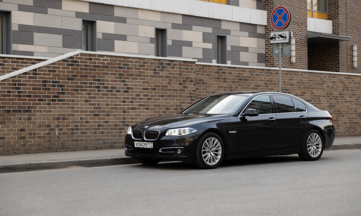 BMW 528i Luxury. VORON – Личный автомобиль бизнес-класса по технологии  каршеринга